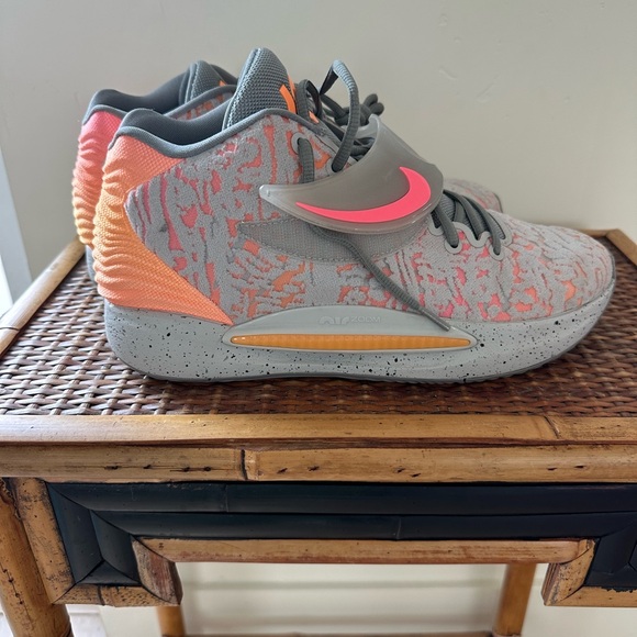 KD 14 Sunset Basketball Shoes size 10.5 - New without box - Picture 11 of 11